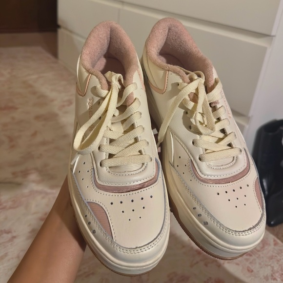 Reebok Women's White and Pink Sneakers - Picture 3 of 5